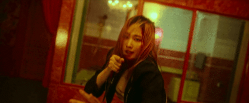 qU1LVb.gif