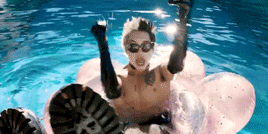 qU8X4e.gif