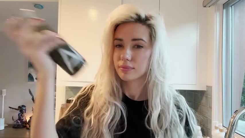 uXGFUe.mp4