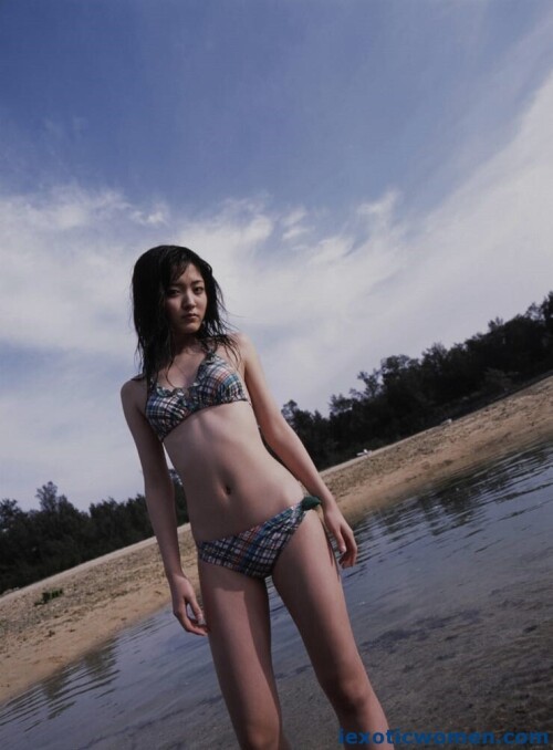 Airi Suzuki 1109