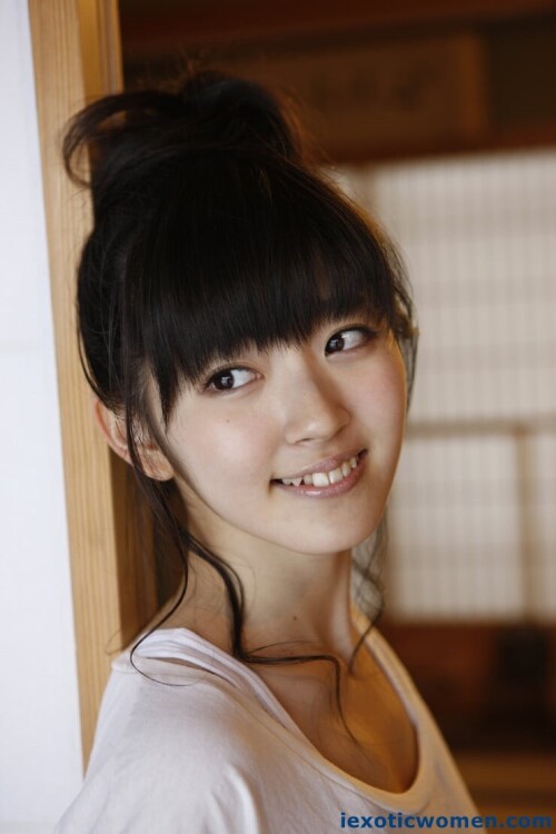 Airi Suzuki 1128