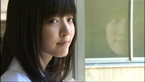 Airi Suzuki 675