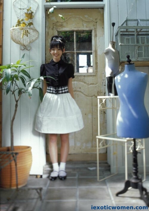 Airi Suzuki 1330