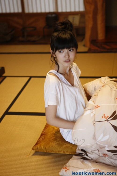 Airi Suzuki 1341