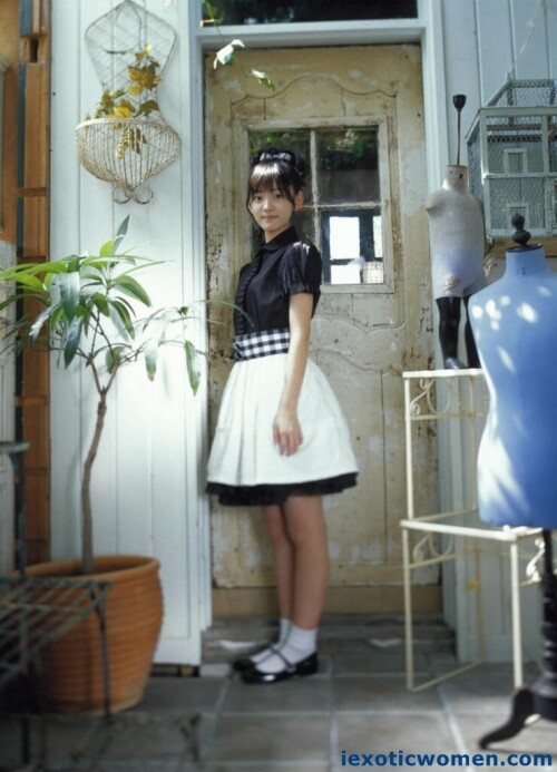 Airi Suzuki 1352