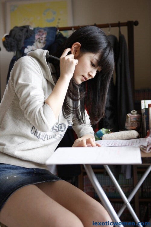 Airi Suzuki 1358
