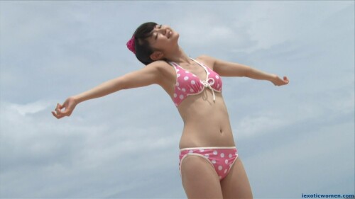 Airi Suzuki 1528