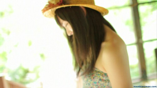 Airi Suzuki 1579