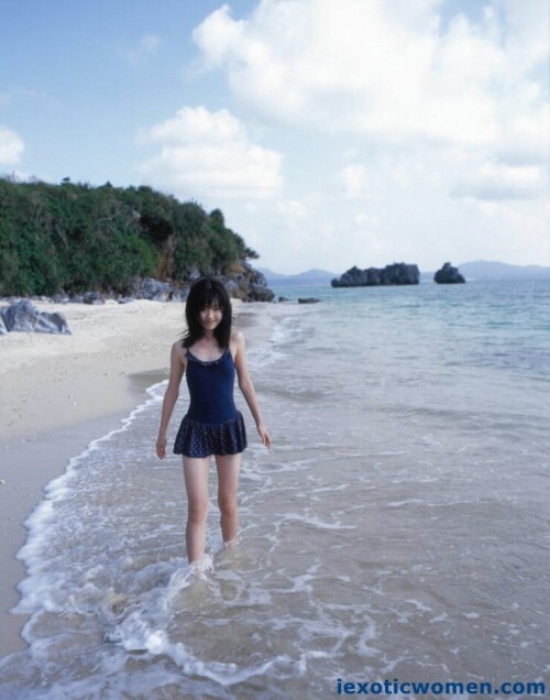 Airi Suzuki 1164