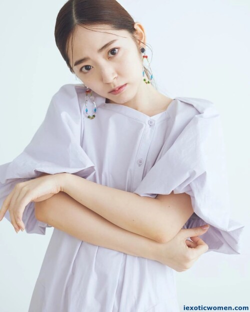 Airi Suzuki 1500