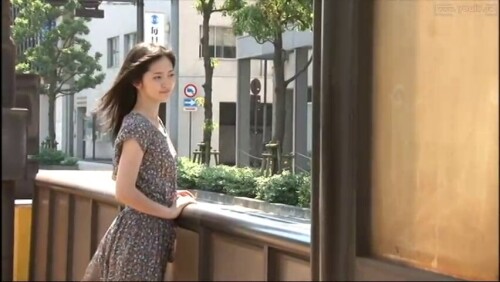 Airi Suzuki 747