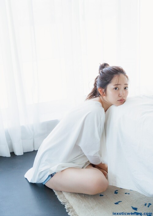 Airi Suzuki 1544