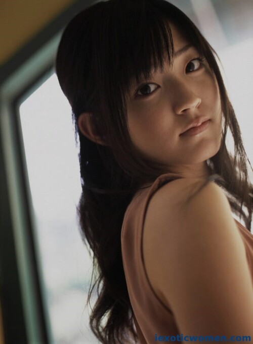Airi Suzuki 987