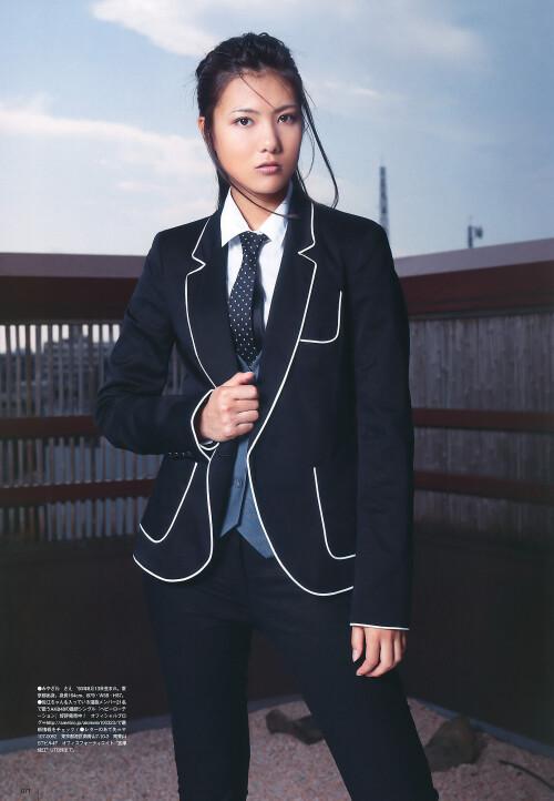 Airi Suzuki 800