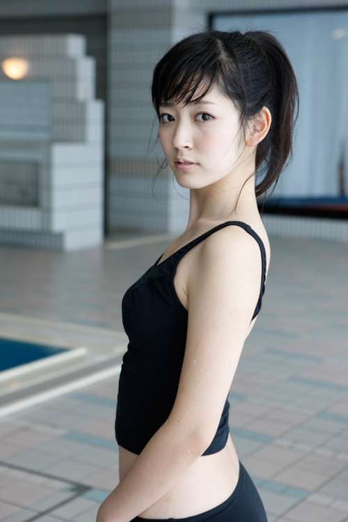 Airi Suzuki 850