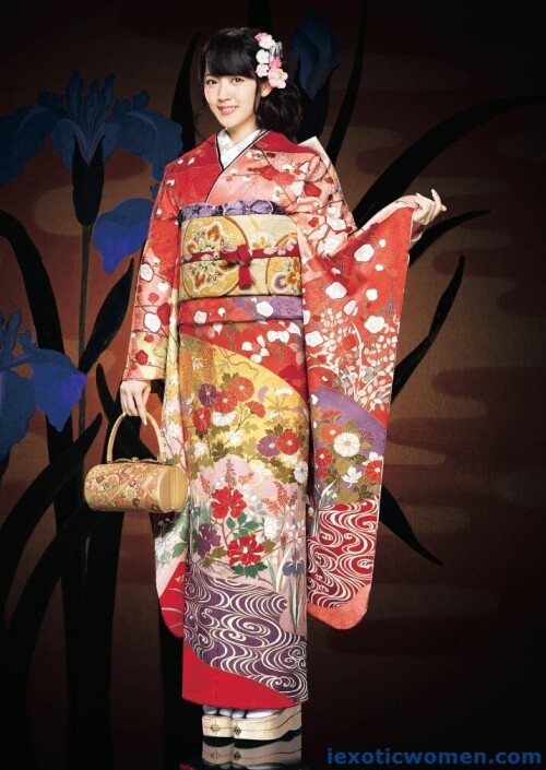 Airi Suzuki 1618