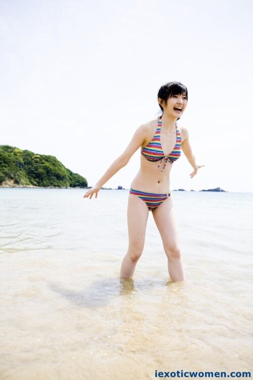 Airi Suzuki 1045