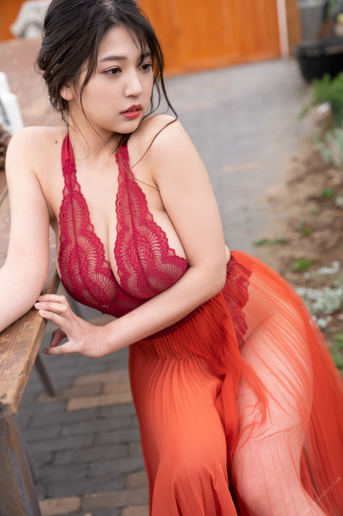 Aoi Fujino 125