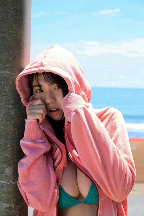 Hina Kikuchi 1609 1