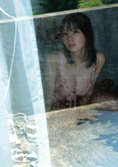 Hina Kikuchi 1623 1