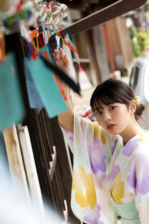 Hina Kikuchi 1619 1