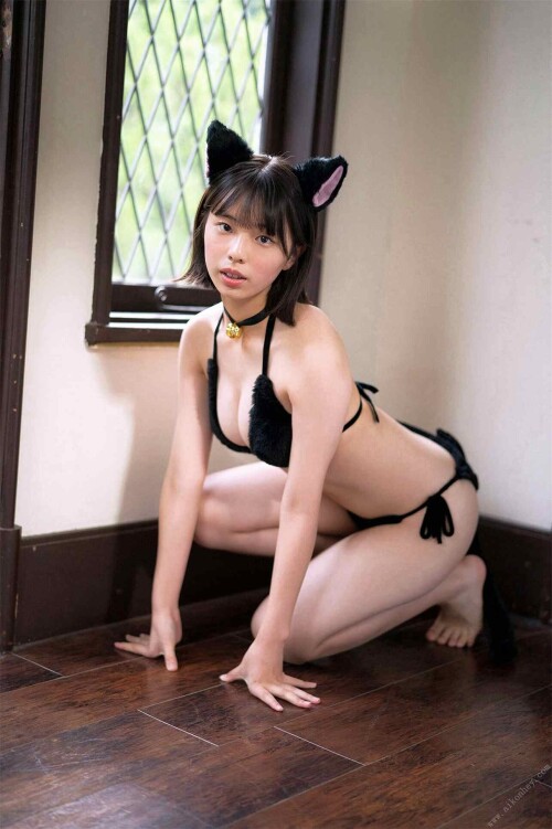 Hina Kikuchi 1621 1