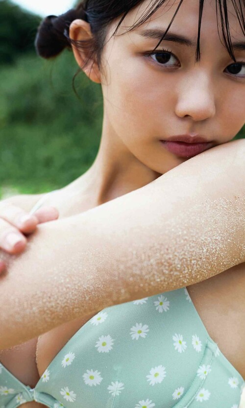 Hina Kikuchi 1664 1