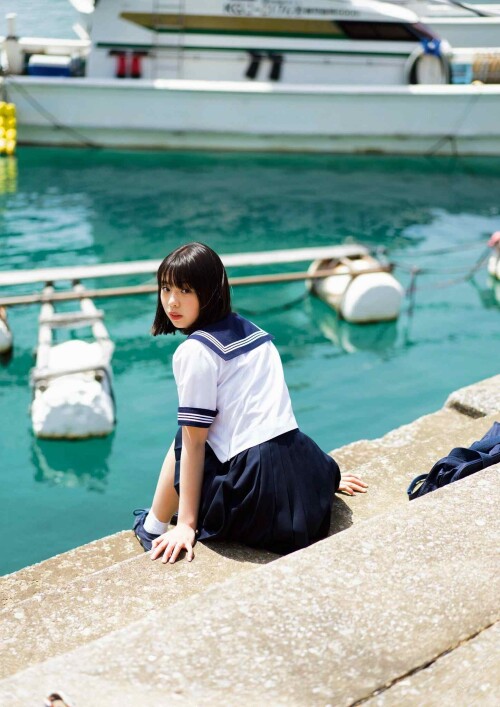 Hina Kikuchi 1699 1