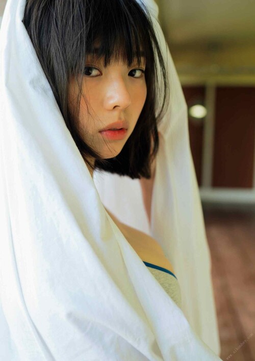 Hina Kikuchi 1987