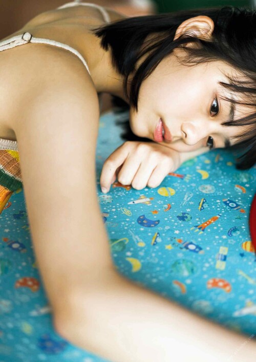 Hina Kikuchi 2032