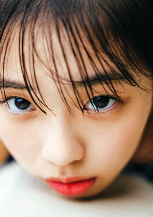 Hina Kikuchi 2069