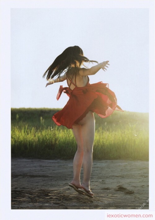 Rika Adachi 646