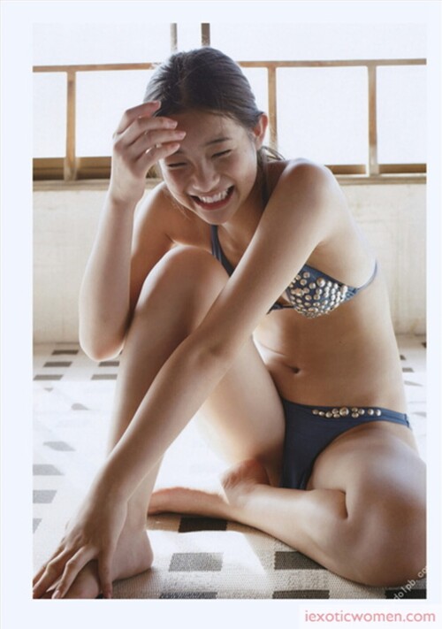 Rika Adachi 544