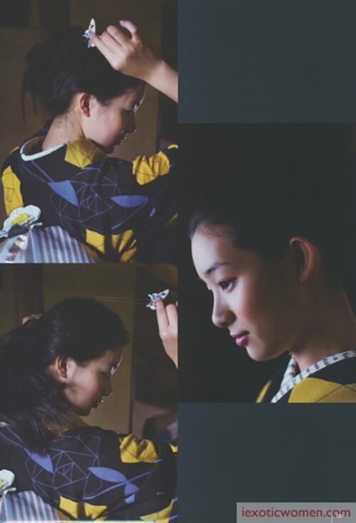 Rika Adachi 136