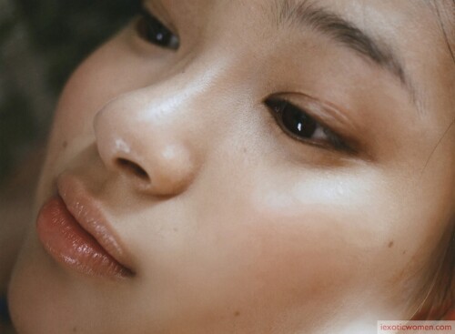 Rika Adachi 744