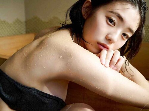 Hina Kikuchi 749
