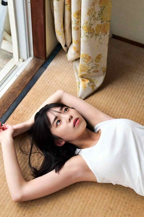 Hina Kikuchi 999