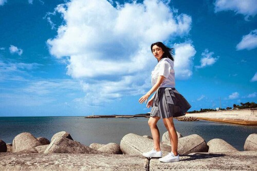 Hina Kikuchi 335