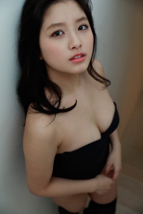 Nana Owada 1203