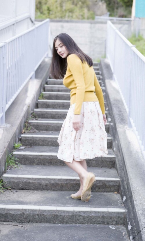Moemi Katayama 453