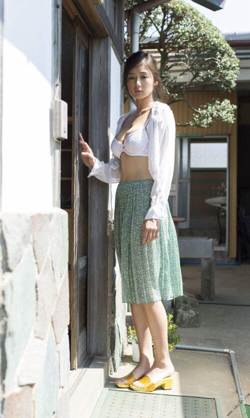Moemi Katayama 607