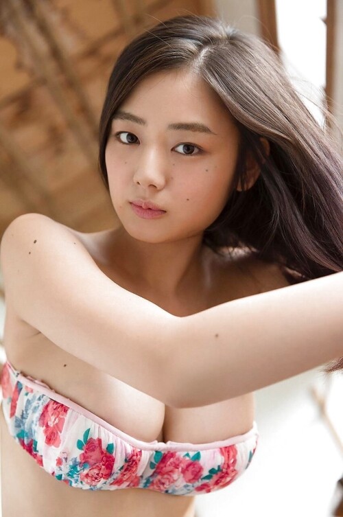 Moemi Katayama 378