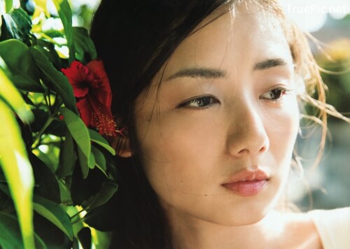 Moemi Katayama 725