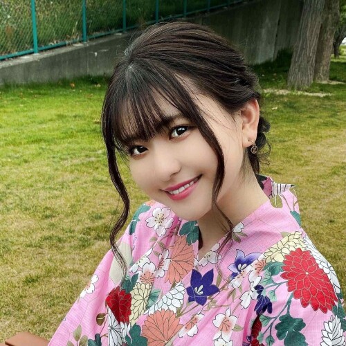 Minami Yamada 980